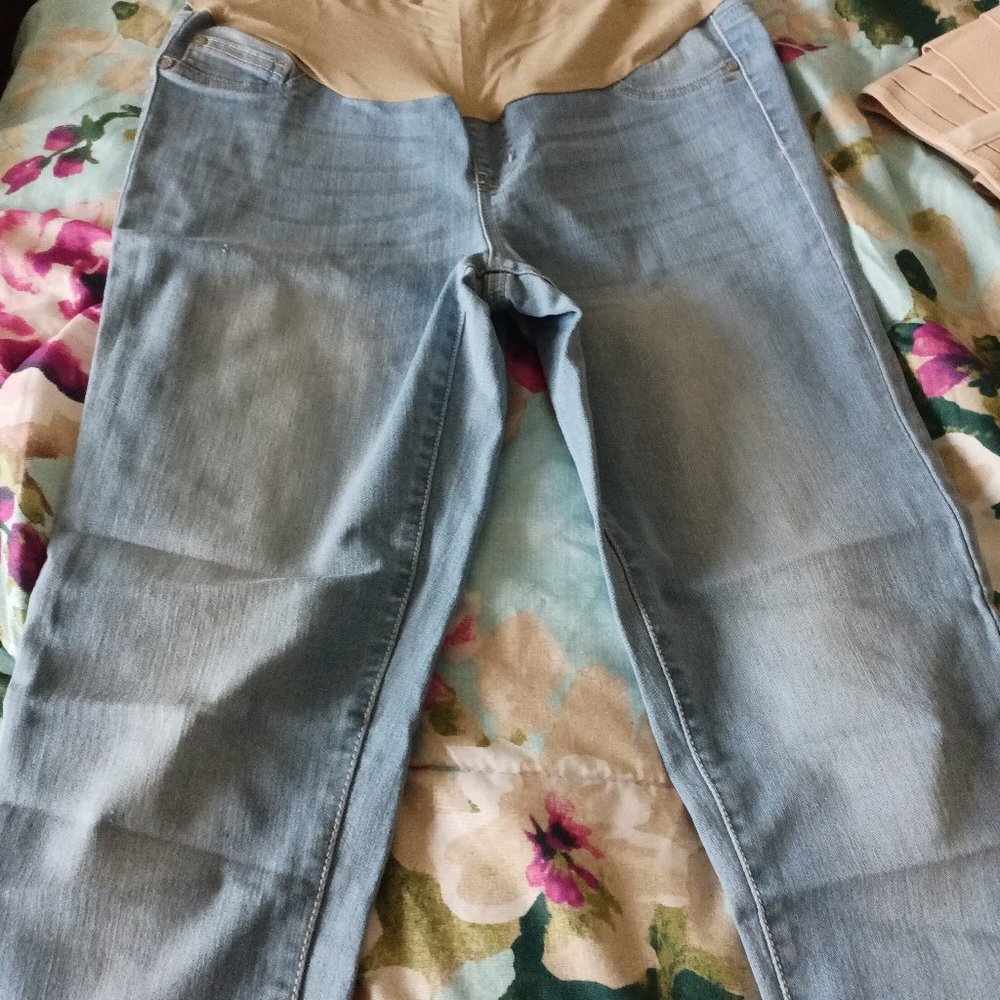 Maternity jeans